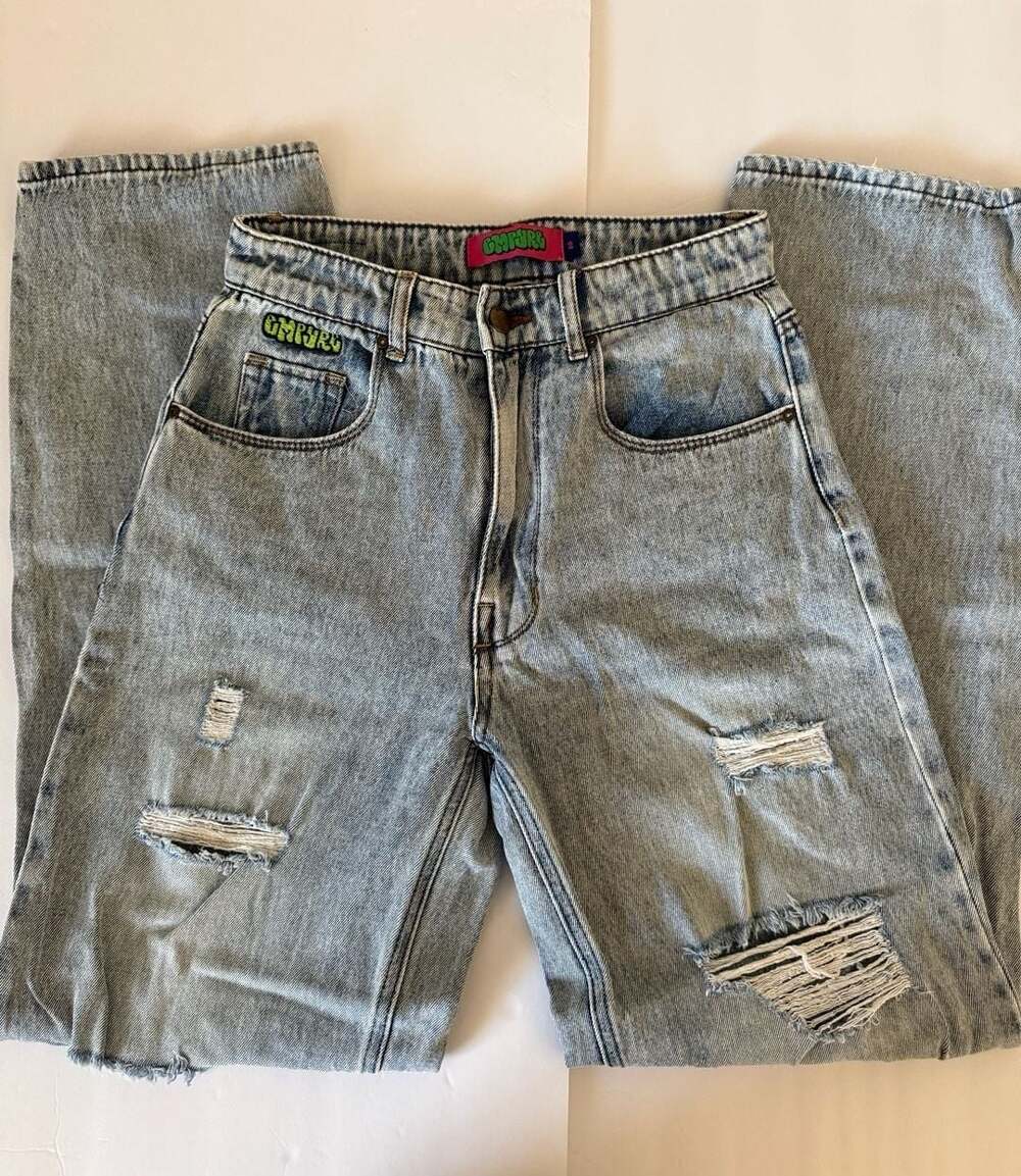 Empyre Tori Jeans Size 2 Light Wash Distressed Denim Skater